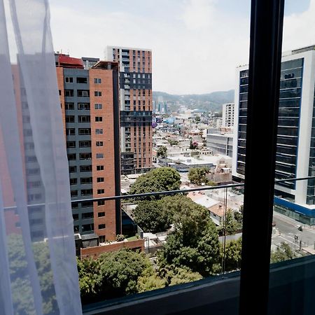 Apartamento De Lujo En Zona 10 Ciudad Guatemala Eksteriør billede